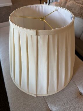 Stiffel Cream Pleated Lamp Shade